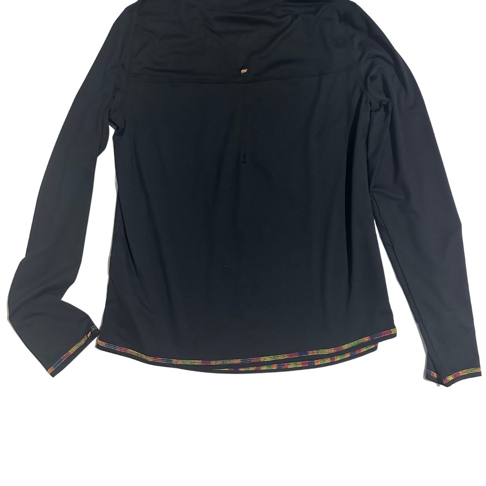 CUTEST Base layer long sleeve FABLETICS  womens medium nwot - Picture 2 of 2